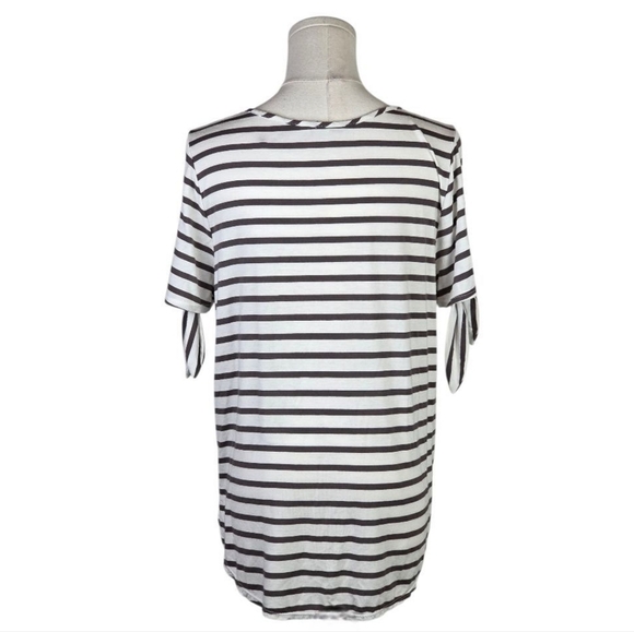 Green Envelope LA Striped Tie Sleeve Scoop Neck Top L Gray And White Soft - Picture 3 of 8